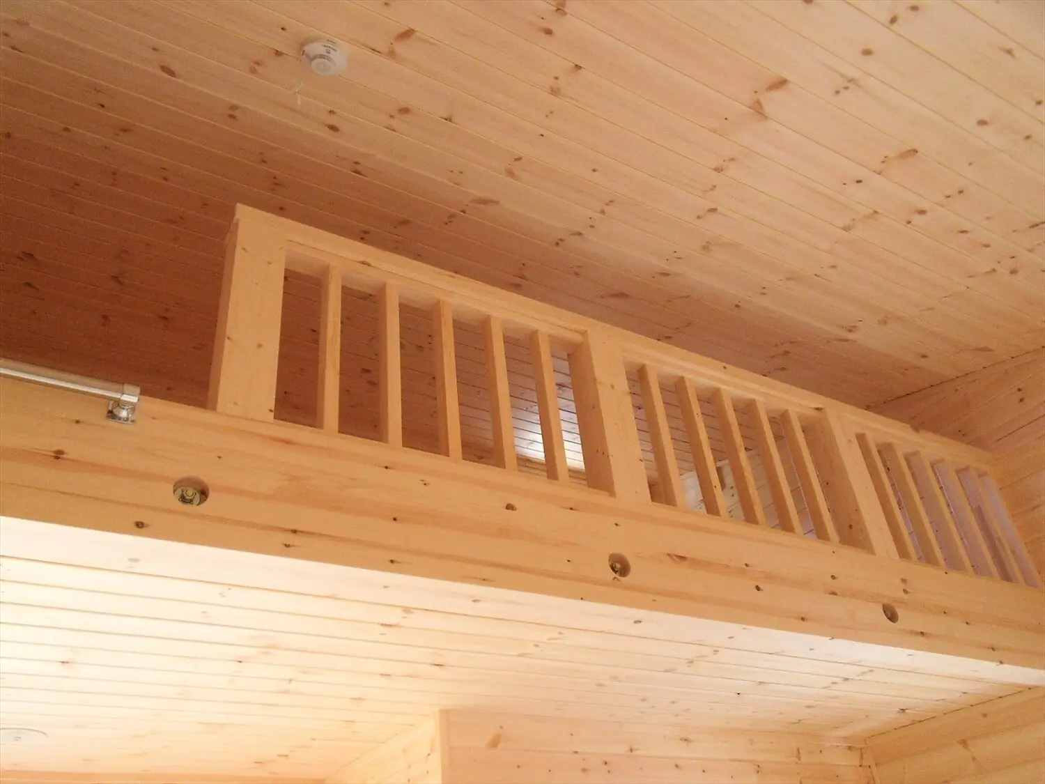 18e850daf7e079f9029935a96b26a0ef